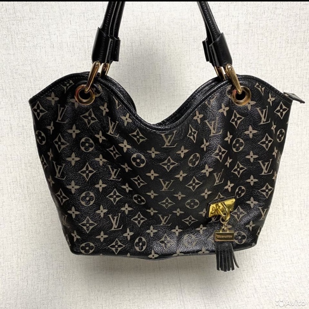 Louis Vuitton bag LV